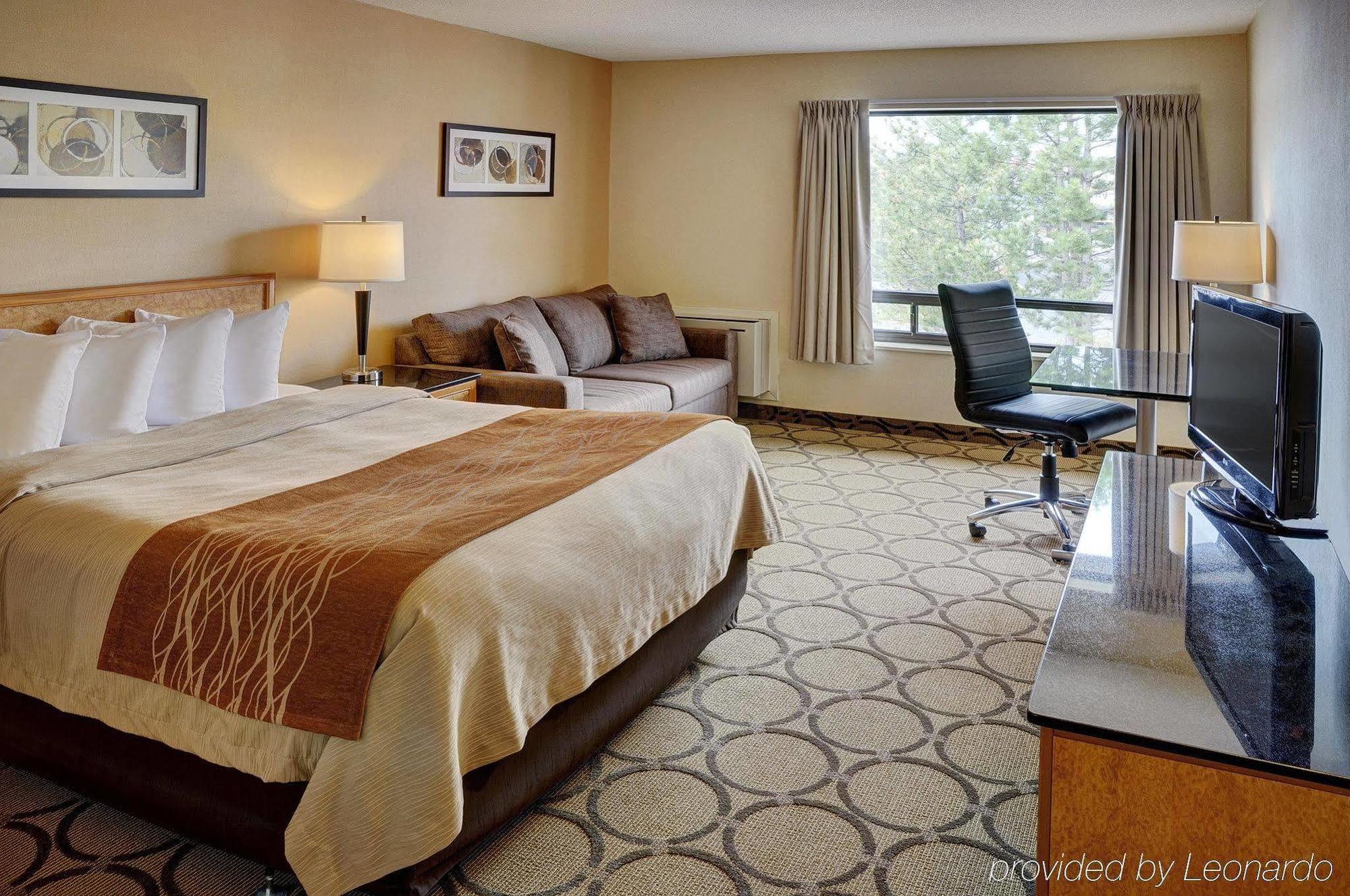 Comfort Inn Thetford Mines Exterior photo