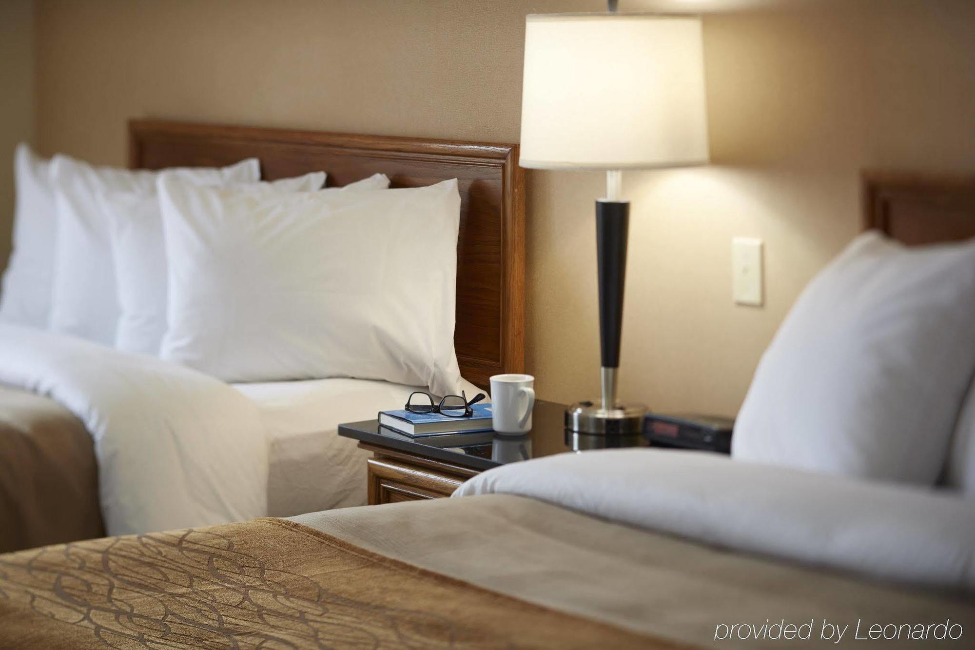 Comfort Inn Thetford Mines Exterior photo